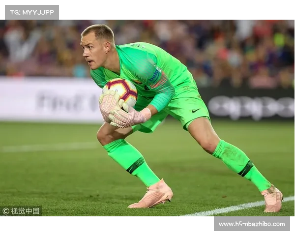 “赫罗纳租借特尔施特根遇阻，巴萨门将去留取决于球员个人态度”